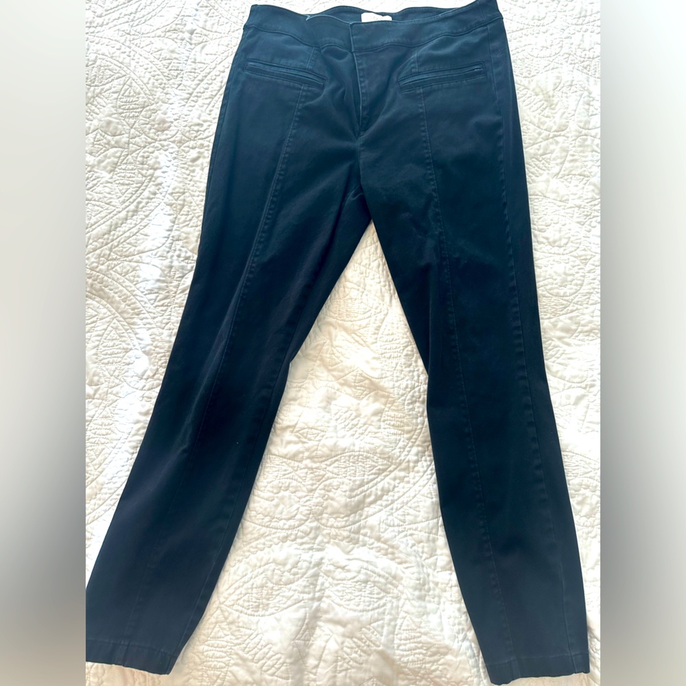 Loft outlet skinny ankle pant. Size 8